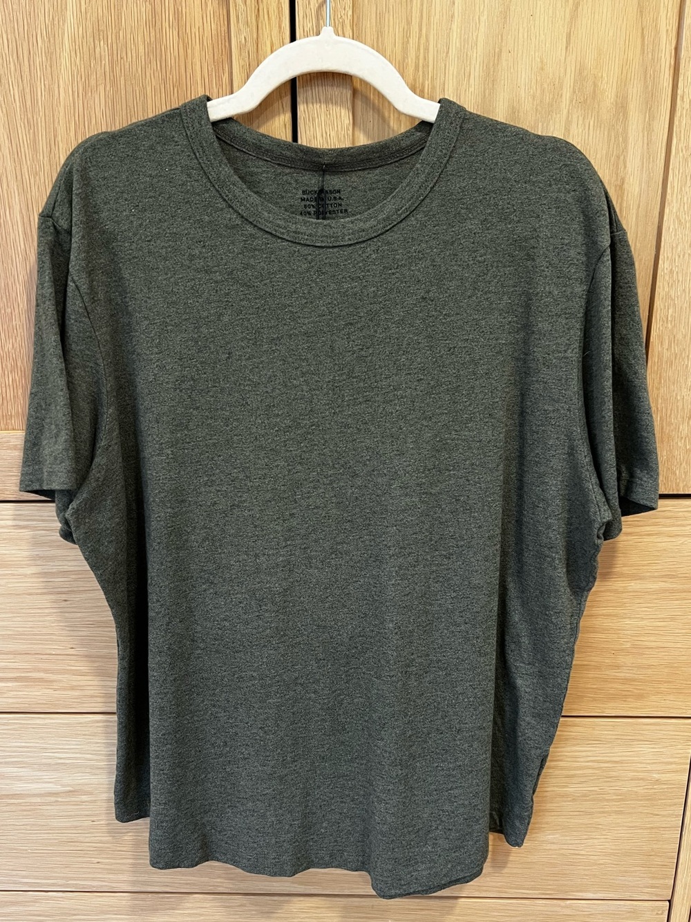 Buck Mason Trail Traverse Curved Hem Tee Olive Green Size Large NWT Casual